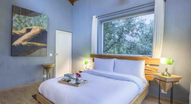 Номер Standard с балконом Seclude Ramgarh Cliffs edge