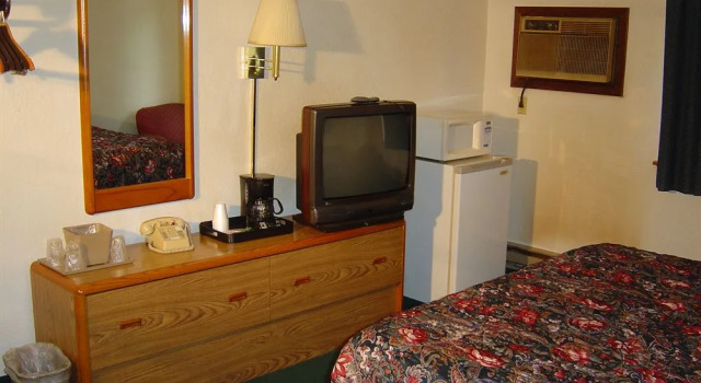 Wakota Inn and Suites, Varaa Hotelli Hotellit Minnesota pysäköinnillä, Pysäköinti