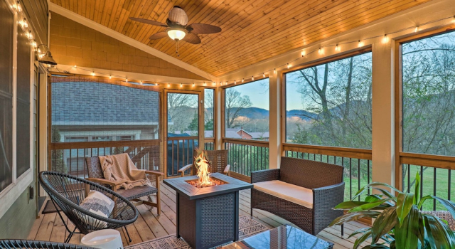 Modern Black Mountain Cottage: 17 Mi to Asheville!, Забронировать Дом для отпуска Блэк-Маунтин Северная Каролина, рядом с Lake Tomahawk
