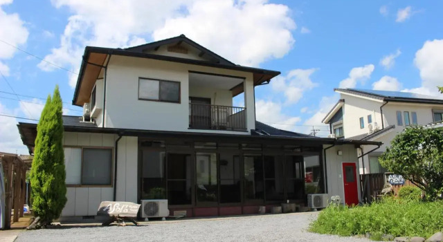 Guest House Asora, Prenota Affittacamere Hotel economici a Aso