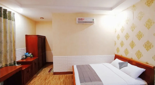 Трёхместный номер Deluxe с балконом Mỹ Khánh Resort