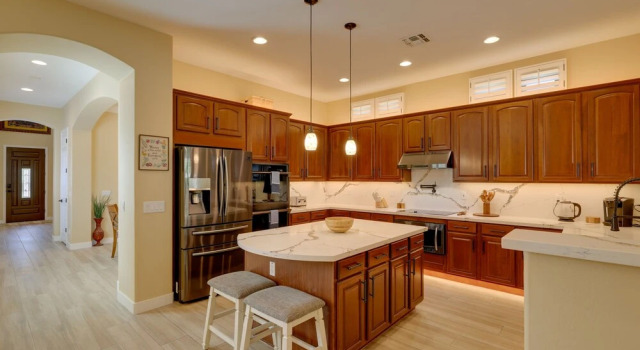 Коттедж с 5 комнатами Stunning Phoenix Vacation Rental w/ Private Pool!