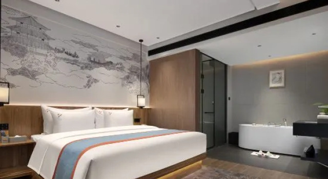 Люкс Comfort Pinman Chen Hotel (Changsha Wanjialli & Gaoqiaobei Metro Station Branch)