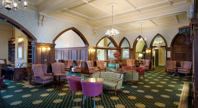 Hydro Hotel, Buchen Sie Hotel Hotels in Sussex mit Pool, Schwimmbad