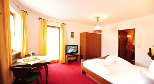 Lamm, Rezerwuj Hotel Hotele w Tyrol z parkingiem, Parking
