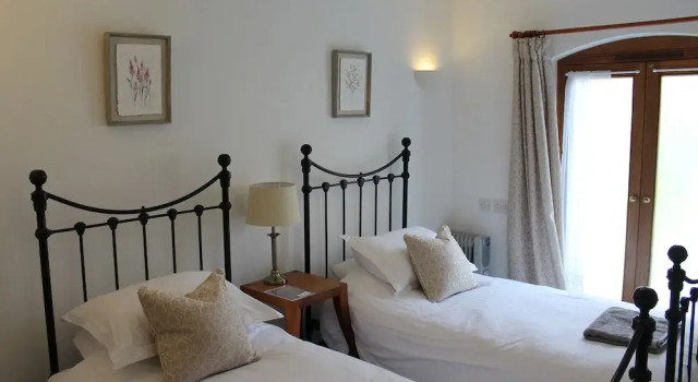 Holly Lodge, Boek Hotel Blidworth Nottinghamshire