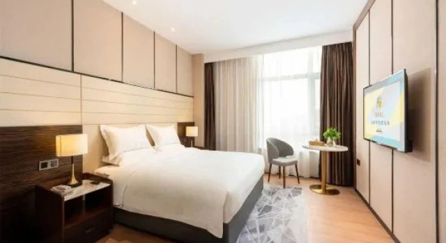 Двухместный люкс Deluxe CHEERMAY HOTELS(Changchun Xingshun FAW Branch)