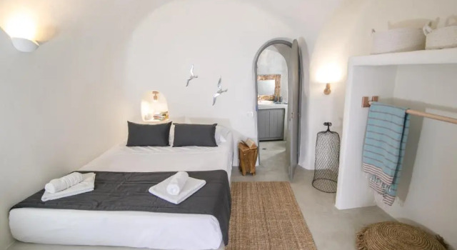 Двухместный номер Standard Santorini Villas