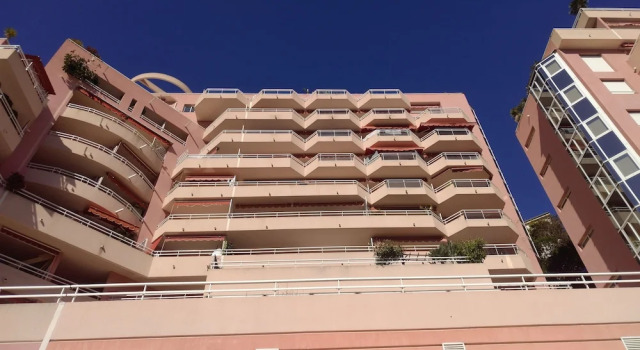 Monaco Pool Seaview Apartments, Book Lejlighed Hoteller i Tiree Island med pool, Swimmingpool
