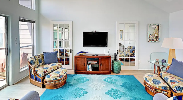 New Listing! Updated W/ Decks, Walk To Beach 2 Bedroom Home, Забронировать Дом для отпуска Галвестон Texas Gulf Coast