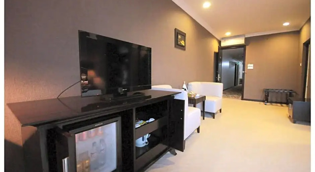 Двухместный люкс Level Hotel