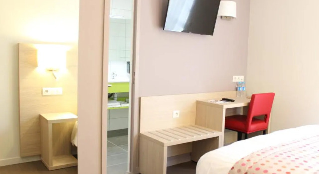 Номер Classic Brit Hotel Brive La Gaillarde - Restaurant La Limousine