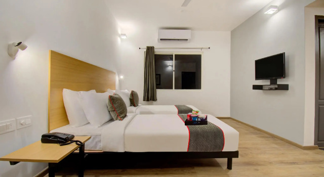 OYO Townhouse 140 Thampanoor Railway Station, Забронировать Отель Тируванантапурам штат Керала