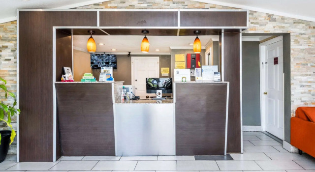 Knights Inn Monroe, จอง โรงแรม มอนโร นอร์ทแคโรไลนา