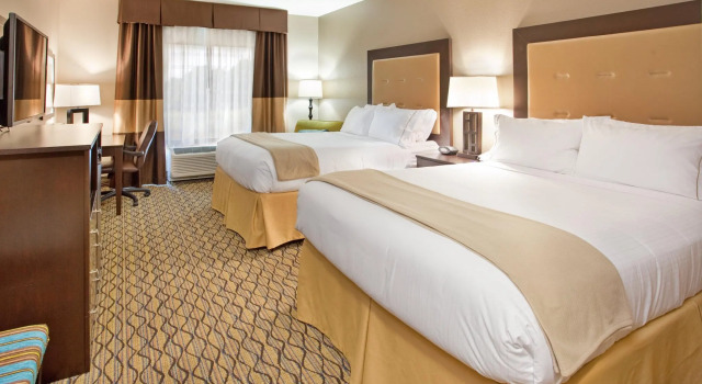 Holiday Inn Express Hotel And Suites St Joseph, Book Hotel Hoteller i St. Joseph med parkering, Parkering