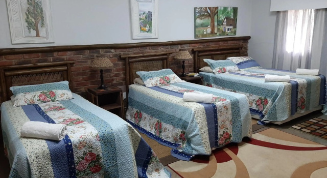 Gracias Guest House, Забронировать Гостевой дом Почефструм Северо-Западная провинция, рядом с Кампус «Потчефструм» Северно-Западного университета