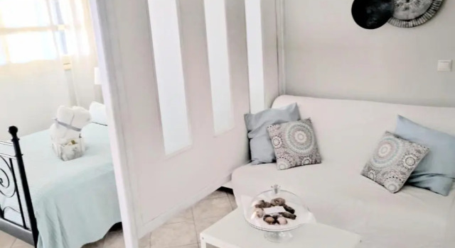Студия Le Grand Bleu Studios & Apartments