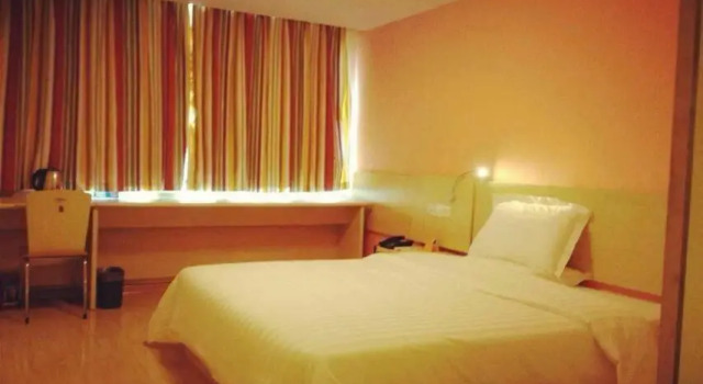 Номер Business 7Days Inn Yulin south gate bus station