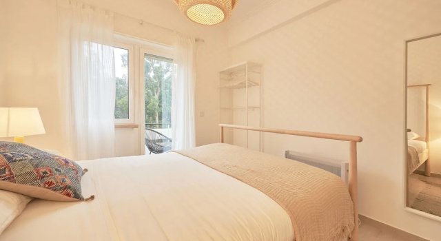 Апартаменты Light Apartment W/ Balcony Apartment by TimeCooler
