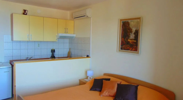 Guest House Hvar Jelsa, Prenota Affittacamere Hotel a Croatian Islands con piscina, Piscina