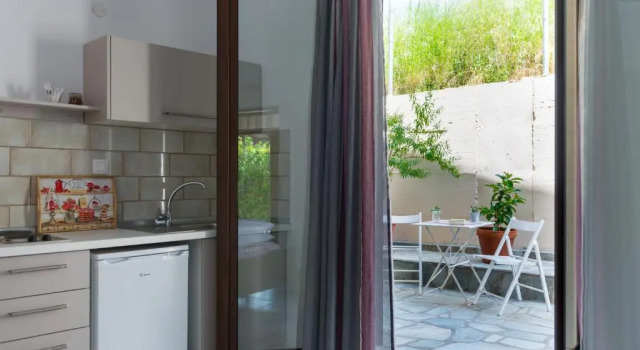 Avli Apartments