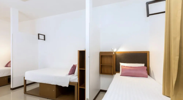 Четырёхместный люкс Deluxe The Lantern Hostel and SPA