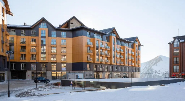 Crystal DeLuxe, Four Seasons F2, New Gudauri, Rezerwuj Apartament Hotele w Mtkheta-Mtianeti z basenem, Basen