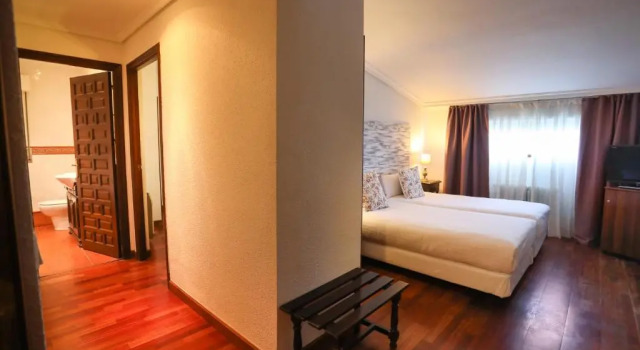 Семейный номер Standard Hotel Conde Rodrigo II by eme hoteles