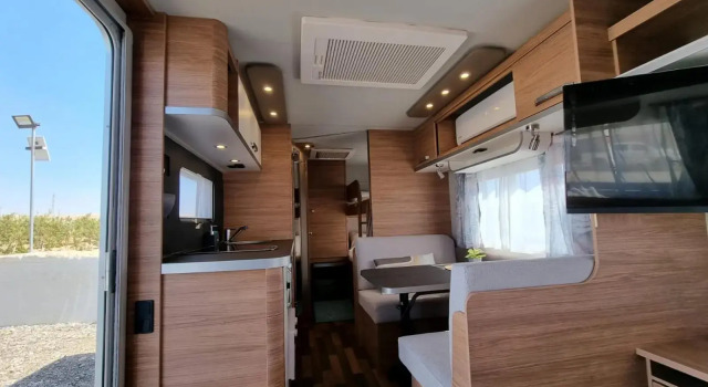 Glamping Caravans Makhtesh Ramon - גלמפינג קרוואנים במכתש רמון, Reserva ahora Camping Camping y glamping en Distrito Meridional, Camping