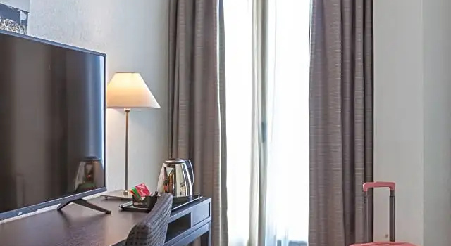 Номер Superior с видом на реку Hotel Macià Plaza