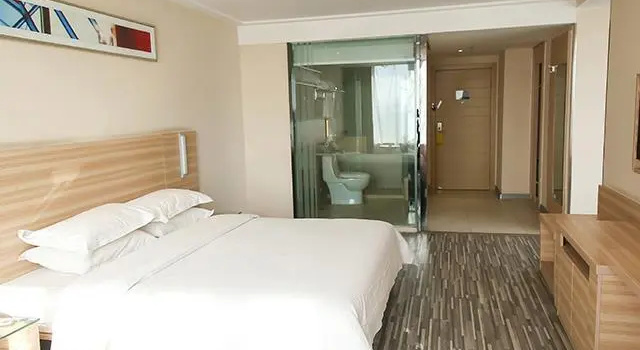 Двухместный номер Deluxe Poltton International Apartment Luohe