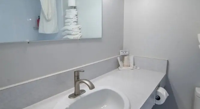 Номер Economy Uptowner Hotel