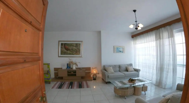 KOS Family House