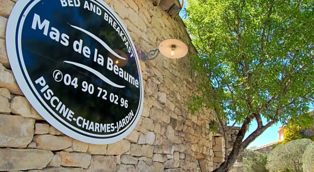 Mas de la Beaume, Rezervovat Hotel Hotely v Gordes s parkováním, Parkování