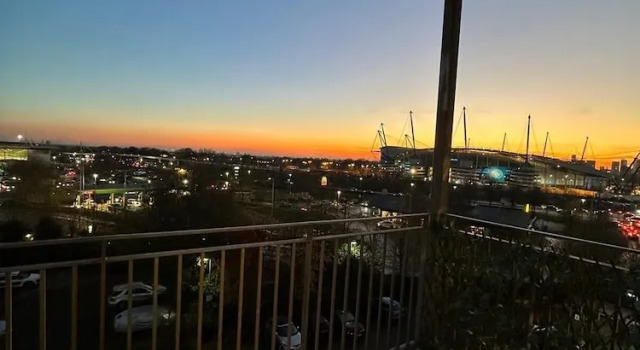 Manchester City Football Stadium View, Забронировать Апартаменты/квартира Отели Манчестера с парковкой, Парковка