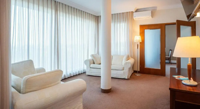Люкс Hotel Kuracyjny Spa & Wellness
