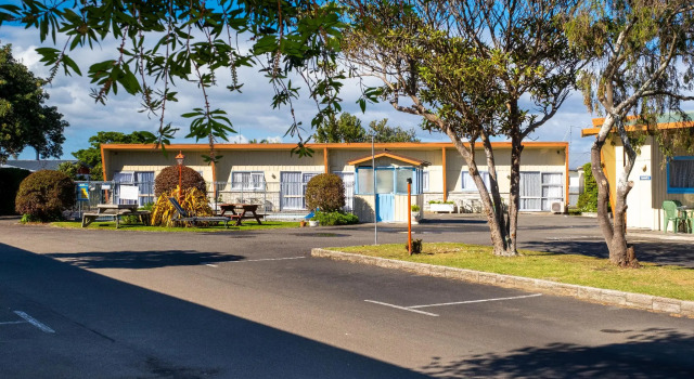 Spanish Lady Motel, Rezerwuj Motel Hotele SPA w Hawke&, SPA
