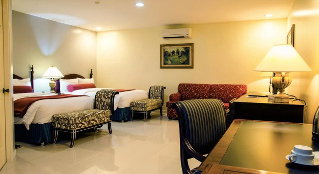 Dreamwave Hotel Santiago, Prenota Hotel  