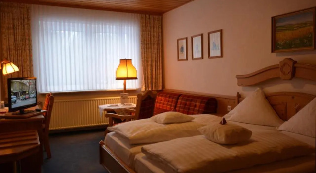 Номер Standard Parkhotel zum Stern