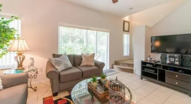 8407 Crystal Cove Loop
