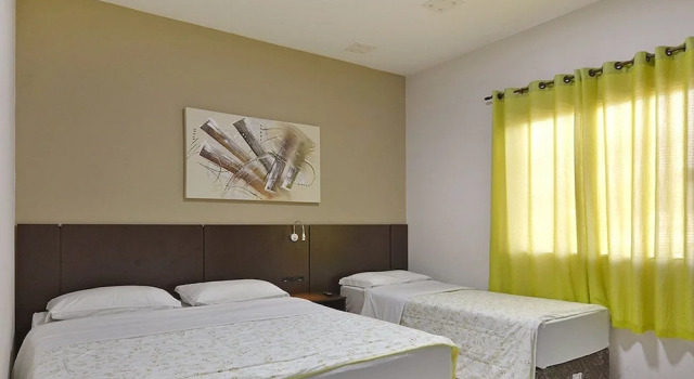 Трёхместный семейный номер Standard Presto Hotel