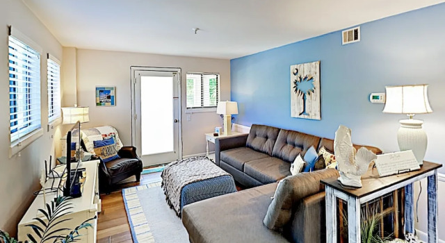 William Hilton - 3 Br Villa