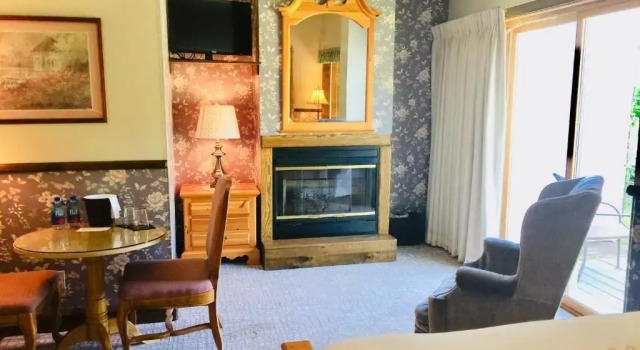 Номер Deluxe Afton House Inn