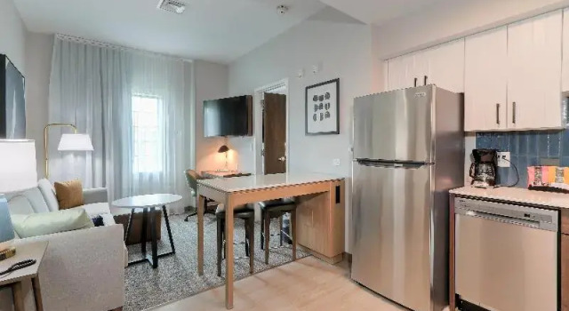 Двухместный люкс c 1 комнатой Staybridge Suites Pigeon Forge Smoky Mtns by IHG