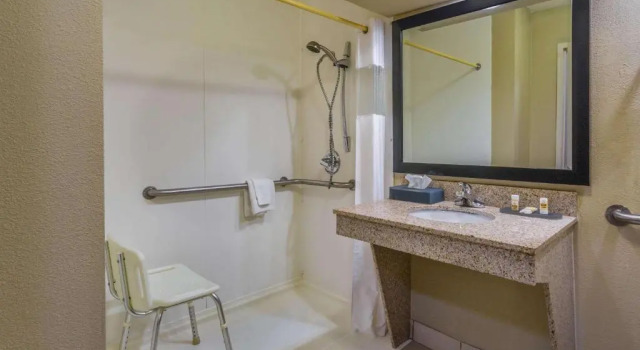 Номер Standard Garner Hotel Wytheville East by IHG