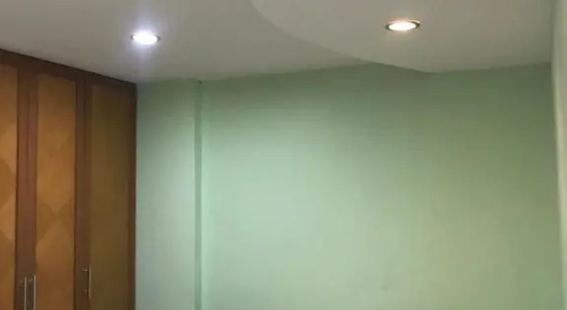 Апартаменты Standard Rod Fai Fah Apartment