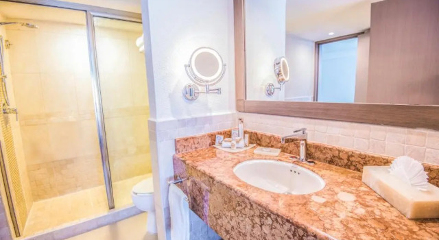 Двухместный полулюкс с видом на океан Sunscape Cancun All-Inclusive Resort & Spa by Hyatt