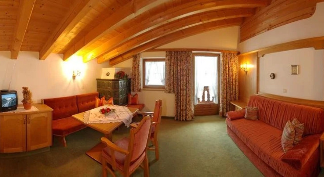 Appartement Frühstückspension Landhaus Karwendel, Забронировать Дом для отпуска Отели Пертизау с парковкой, рядом с Zwölferkopflift, Парковка