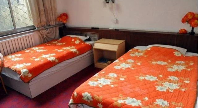 Yishui Haotai Business Hotel, Prenota Hotel Yishui Shandong