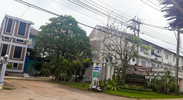 The Uncle Beach Resort